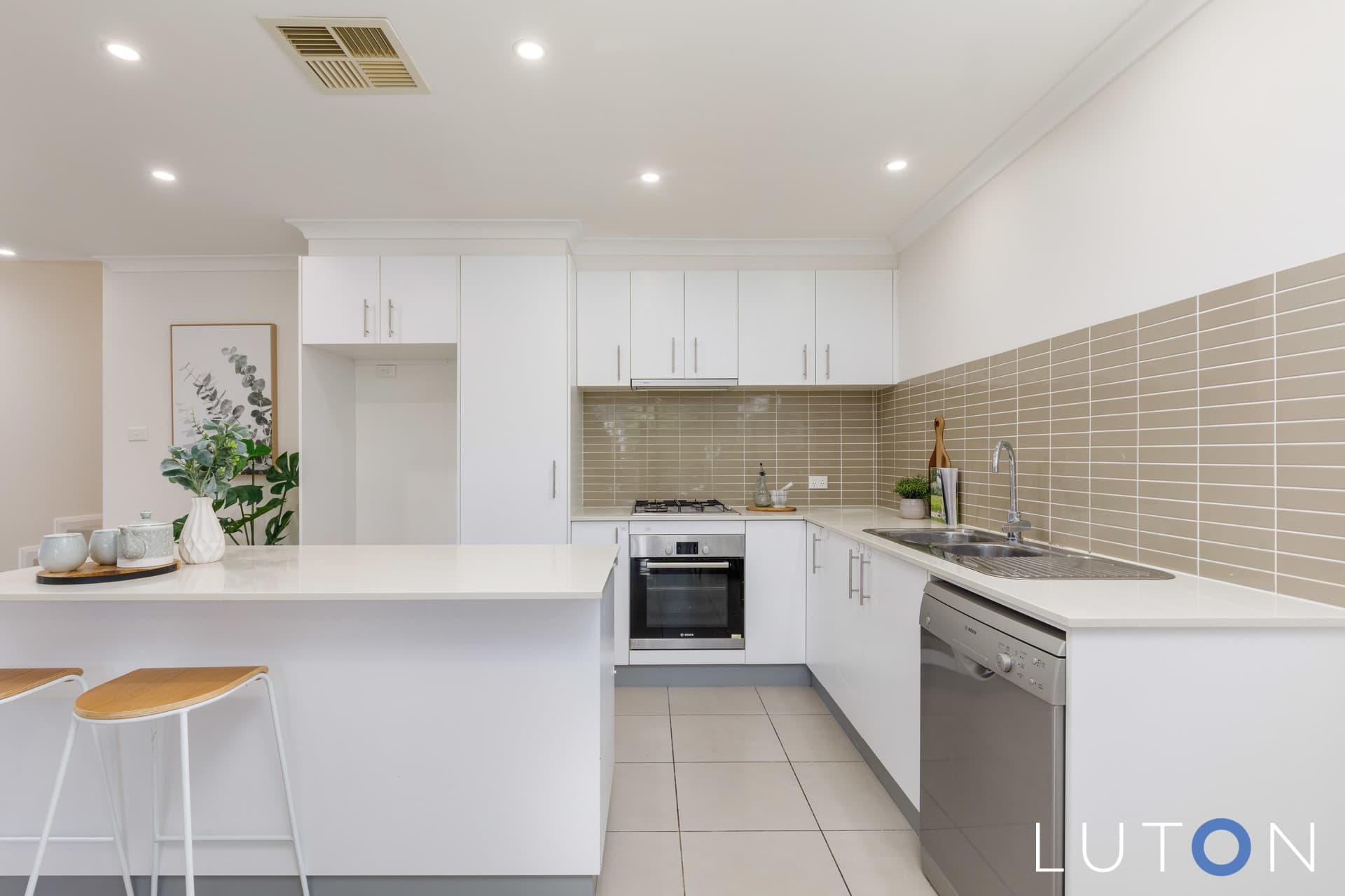 14 Port Arthur Street, Lyons ACT 2606, Lyons - Thumbnail 2