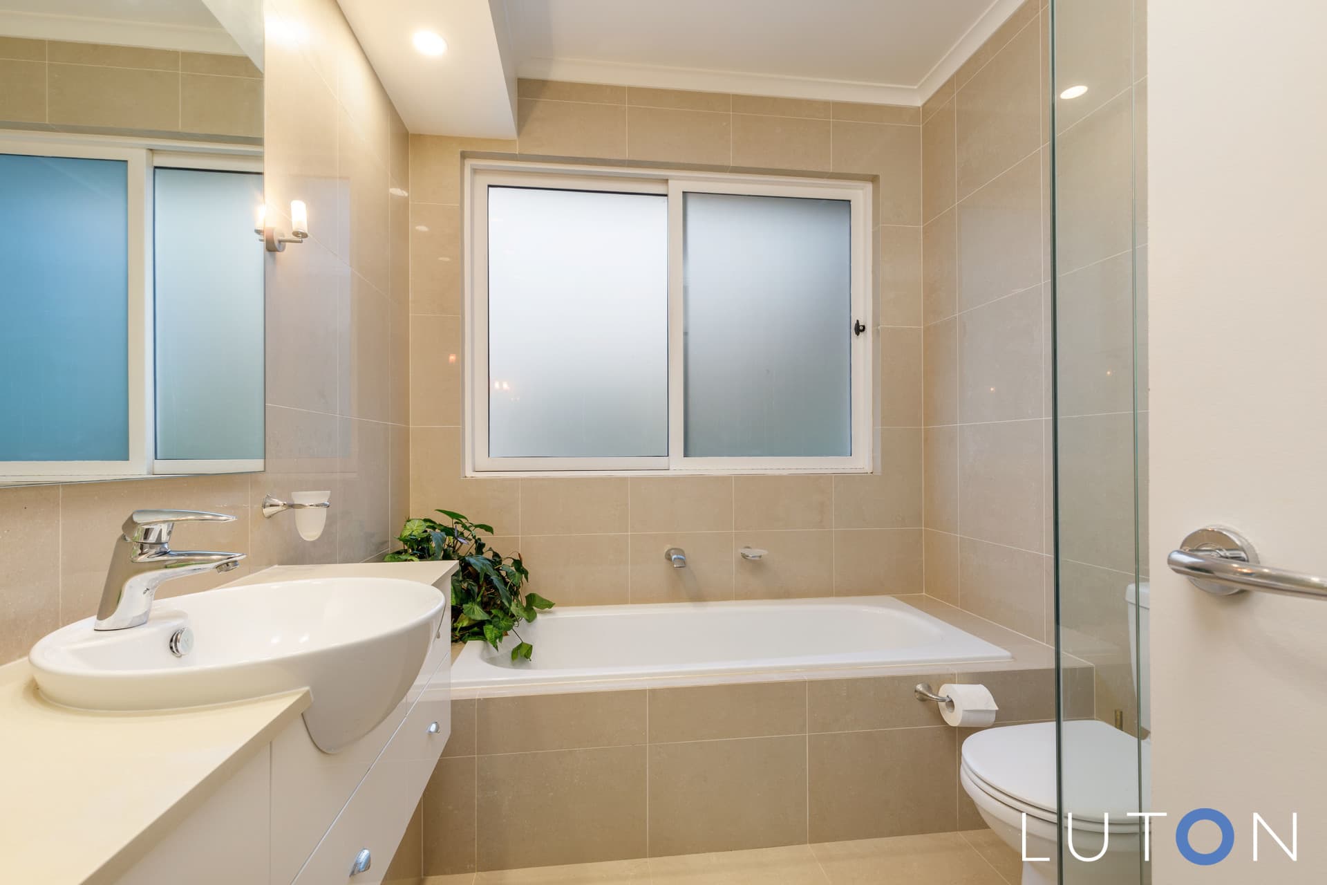 108 Vasey Crescent, Campbell ACT 2612, Campbell - Thumbnail 2