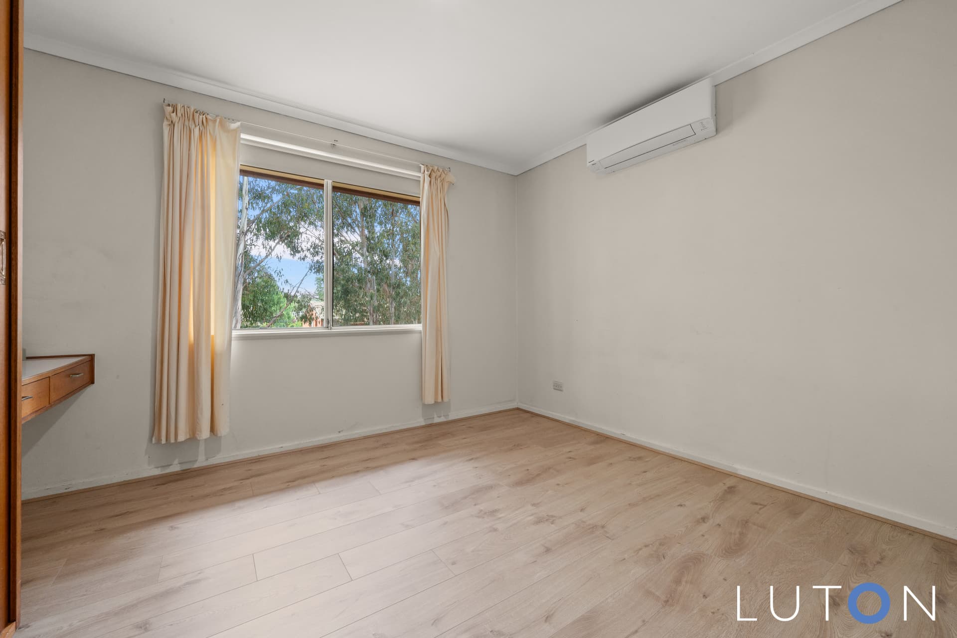 90/27 Coxen Street, Hughes ACT 2605, Hughes - Image 1