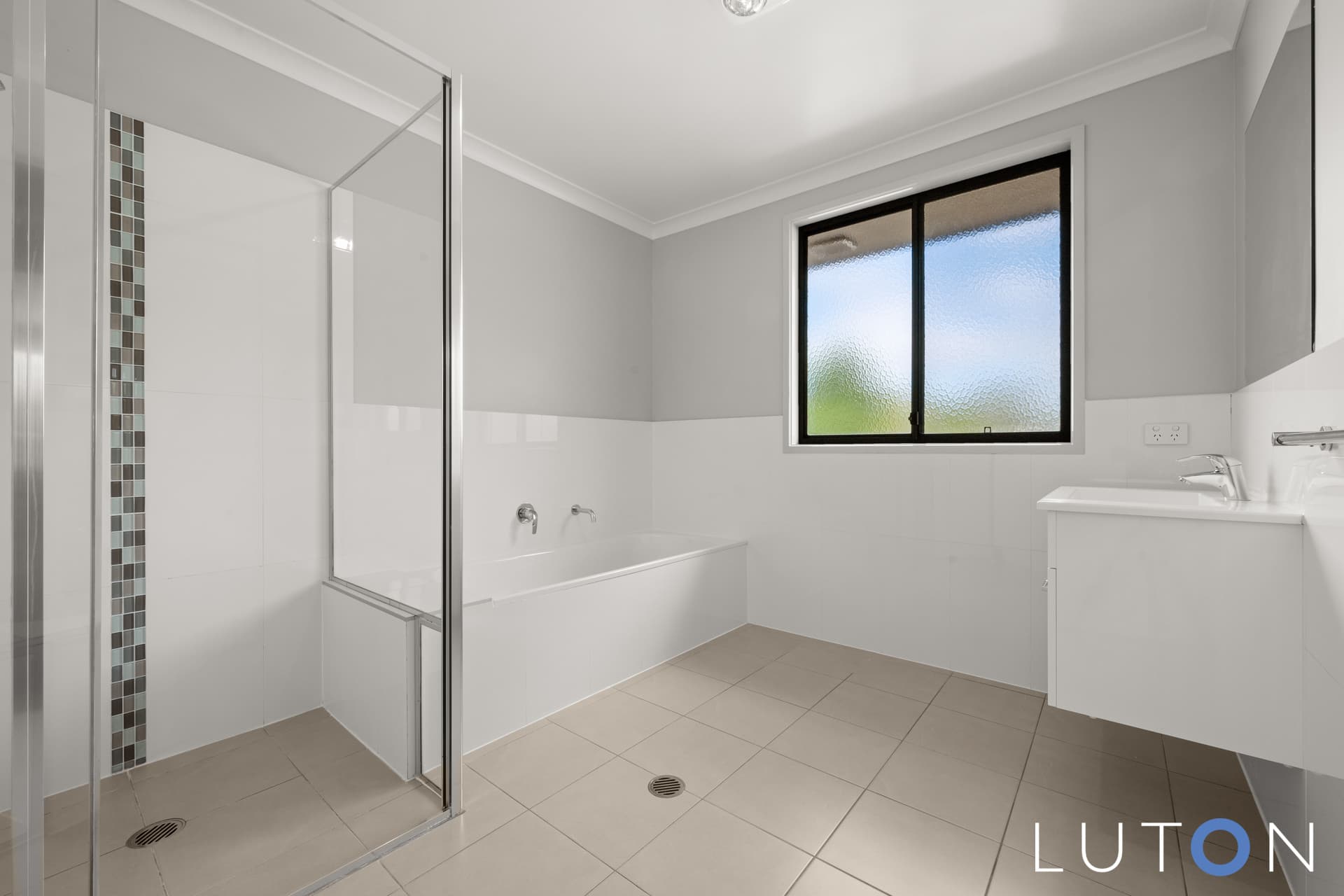 76 Clarey Crescent, Spence ACT 2615, Spence - Thumbnail 5