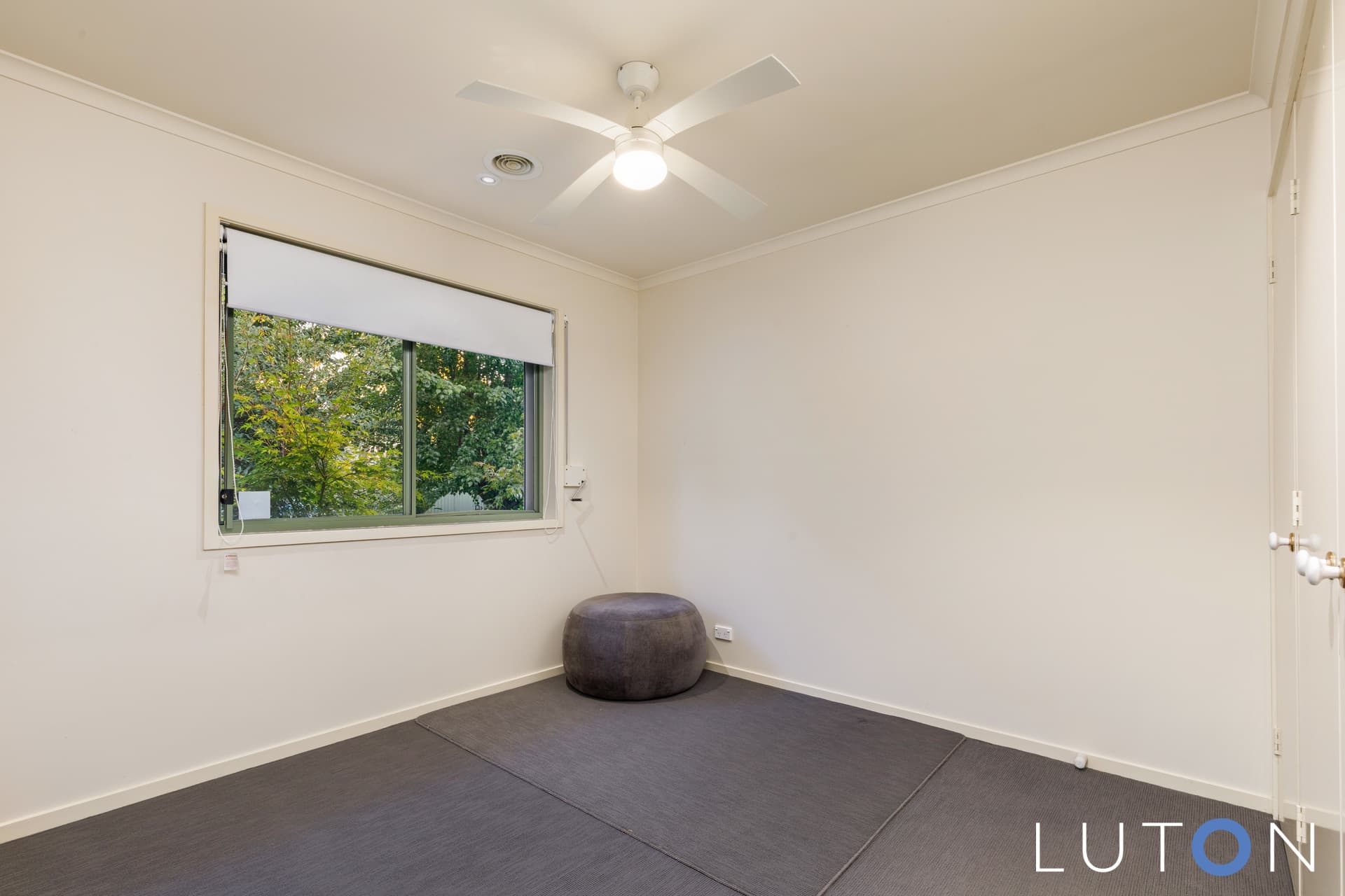 22 Buckmaster Crescent, Dunlop ACT 2615, Dunlop - Thumbnail 5