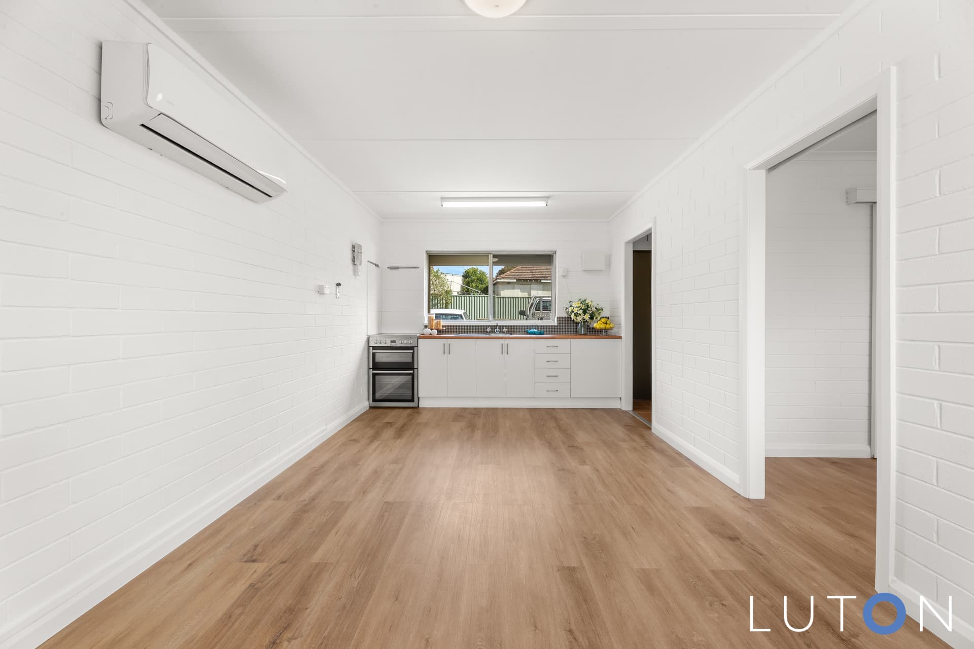 5/82-84 Tharwa Road, Queanbeyan NSW 2620, Queanbeyan West - Image 1