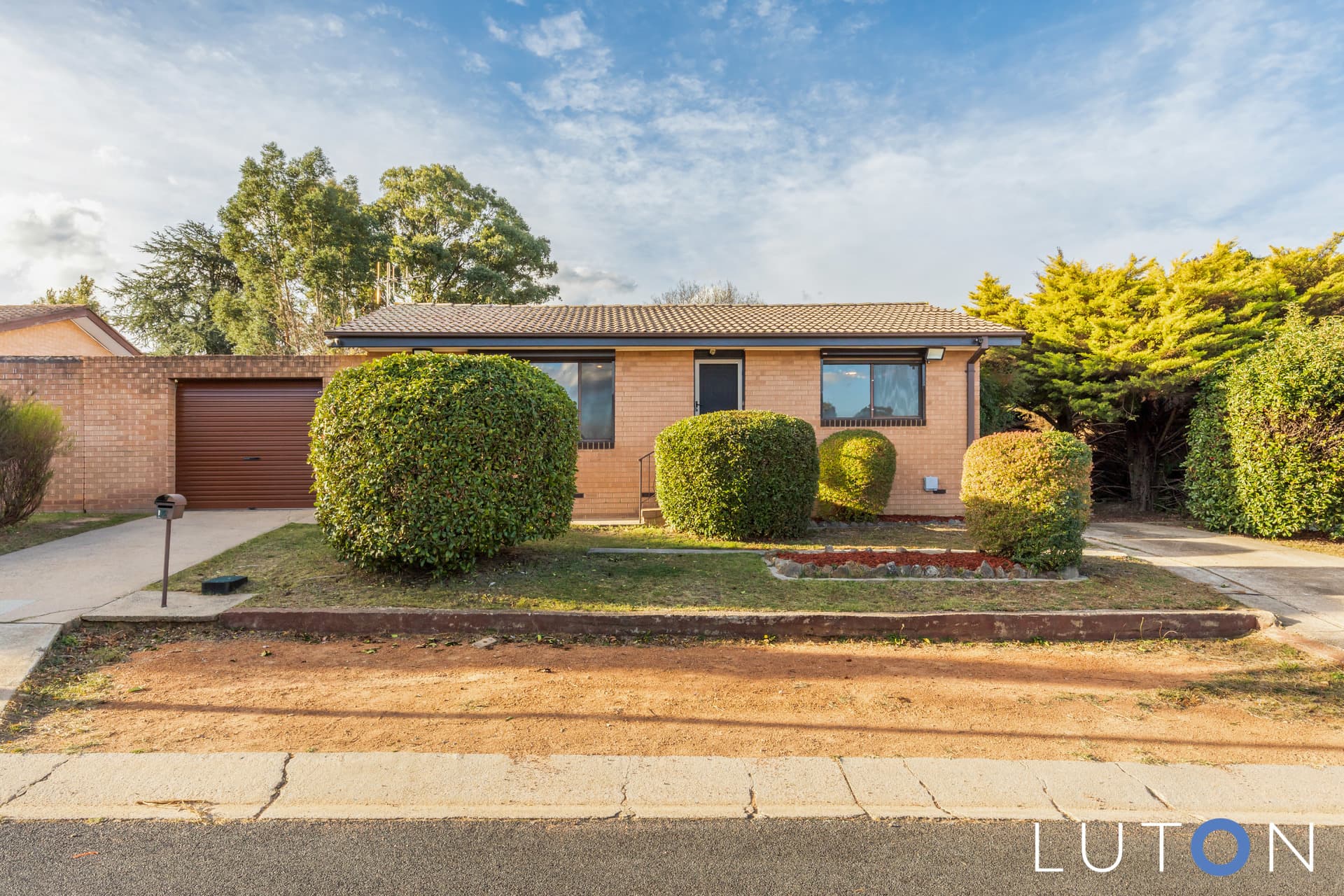 2 Napper Place, Charnwood ACT 2615, Charnwood - Image 1