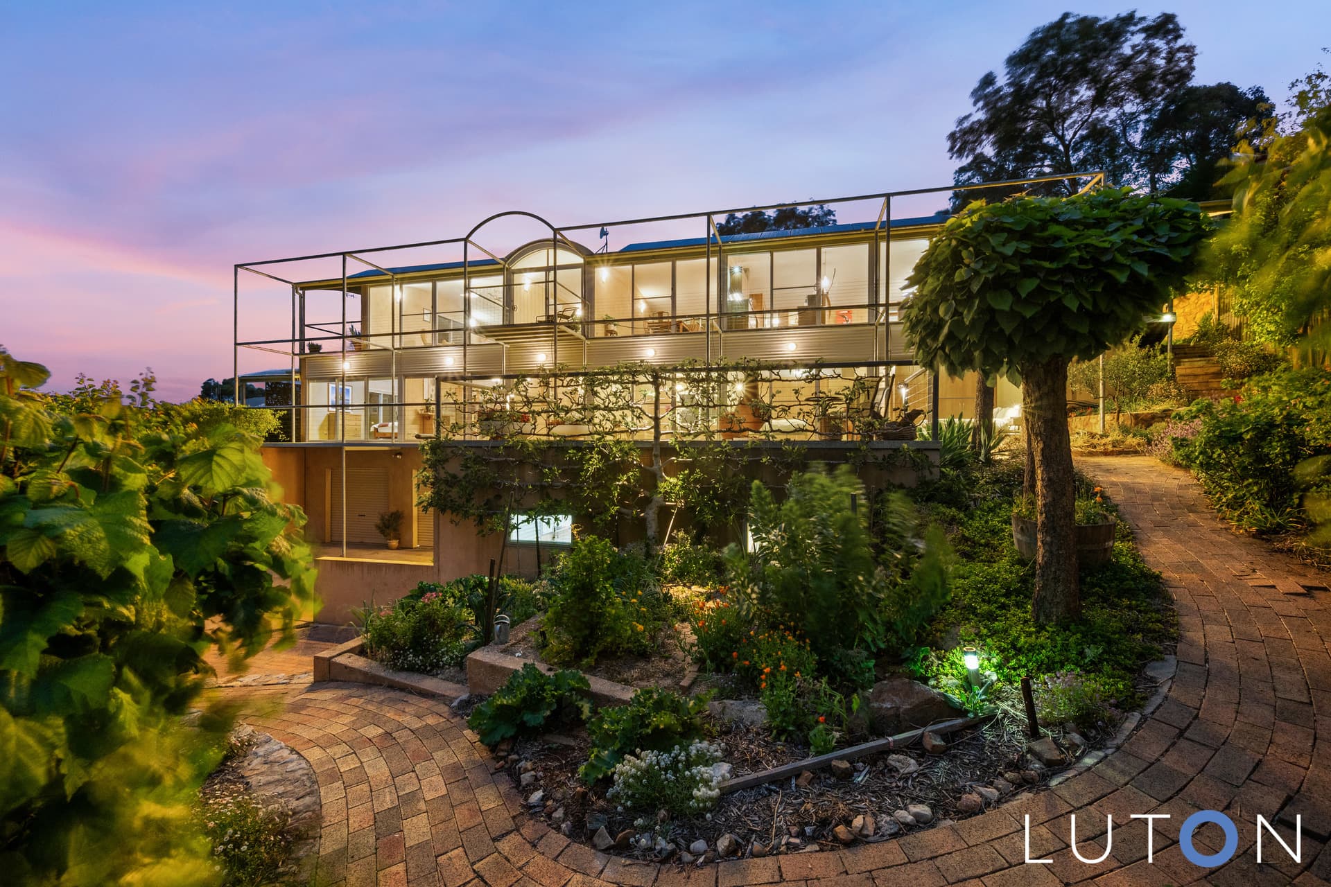 8 Mibus Place, Calwell ACT 2905, Calwell - Image 1