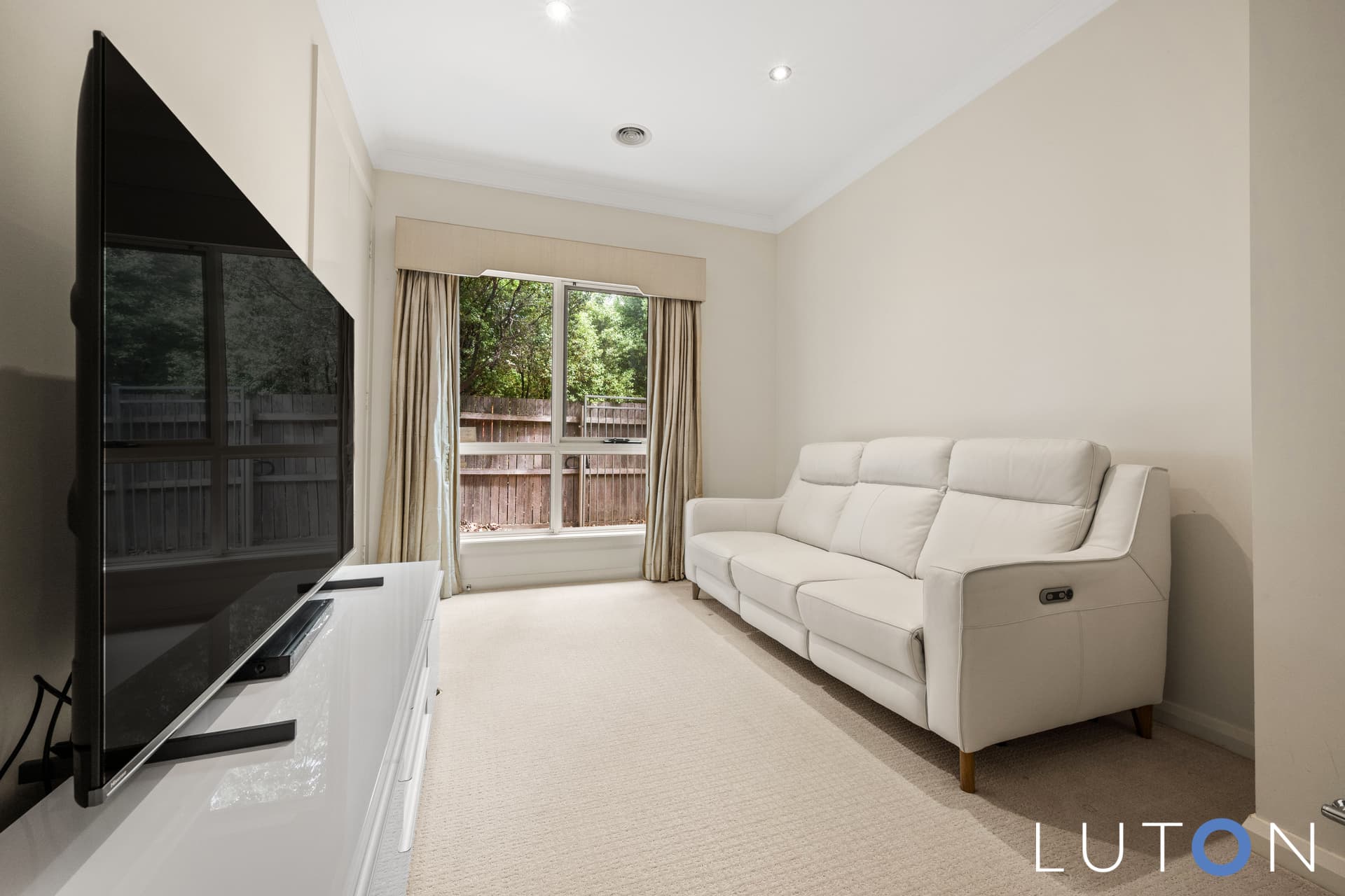 7B Hackett Gardens, Turner ACT 2612, Turner - Image 1