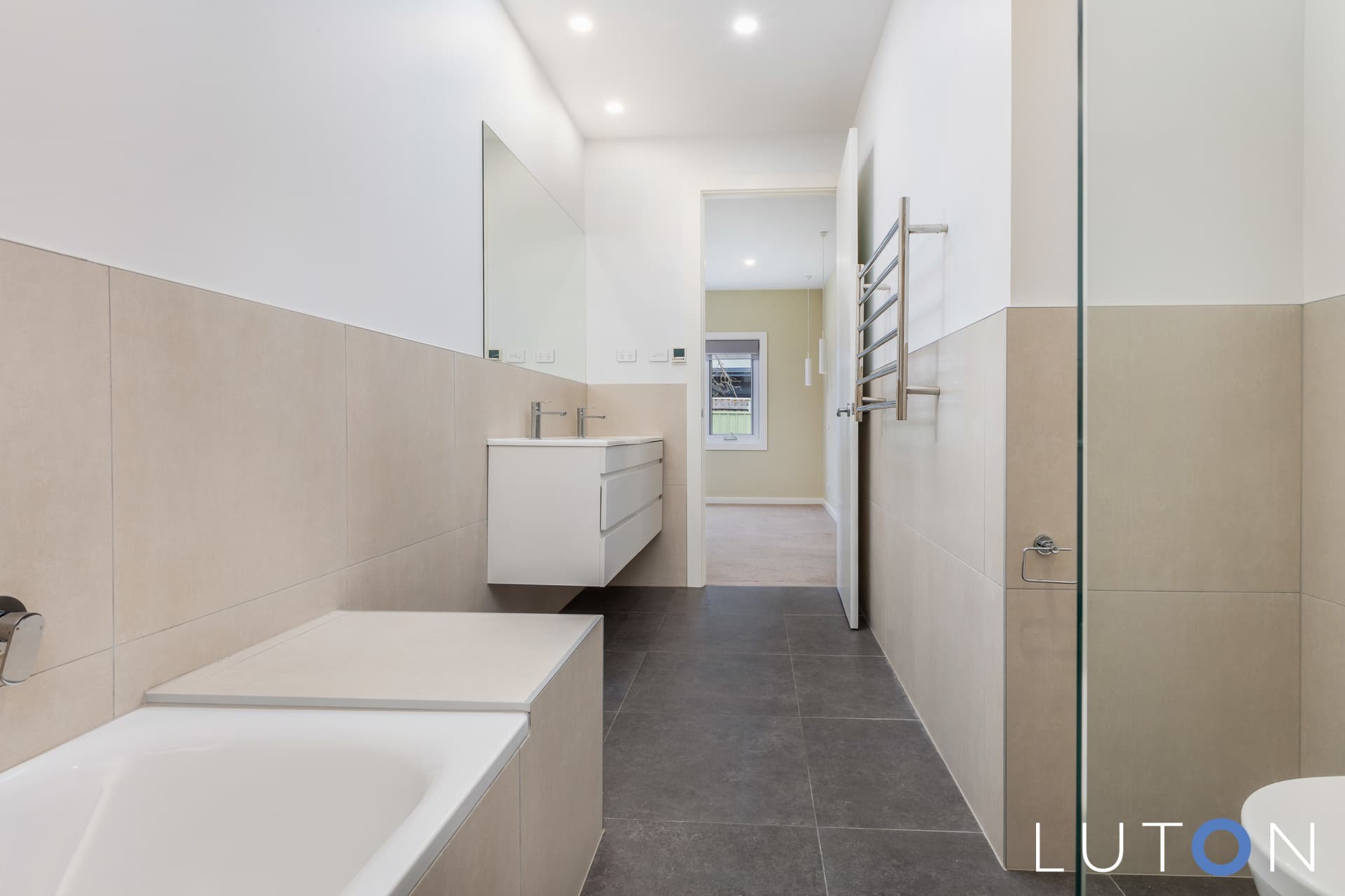 2/215 La Perouse Street, Red Hill ACT 2603, Red Hill - Thumbnail 3