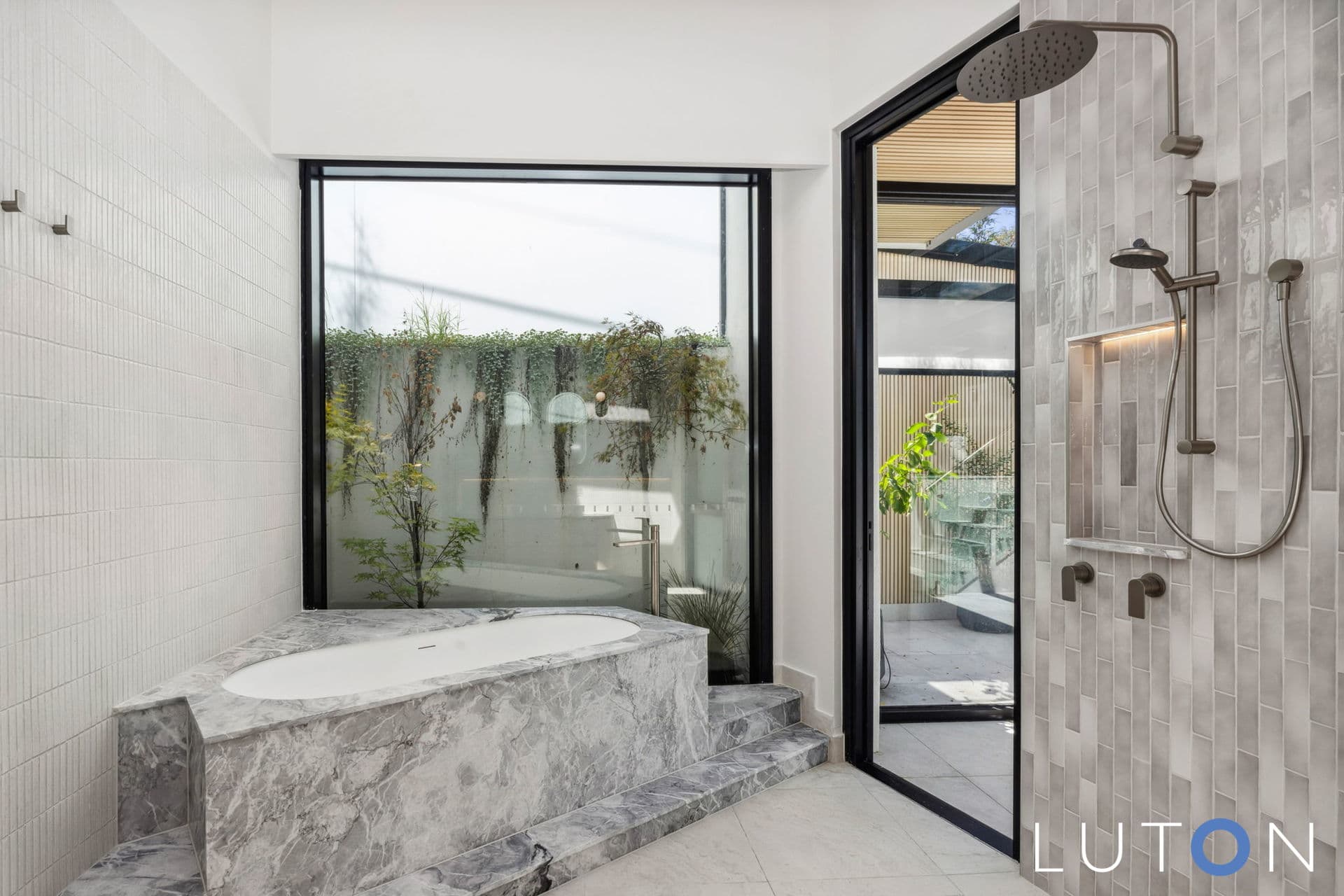 29 Carstensz Street, Griffith ACT 2603, Griffith - Thumbnail 6