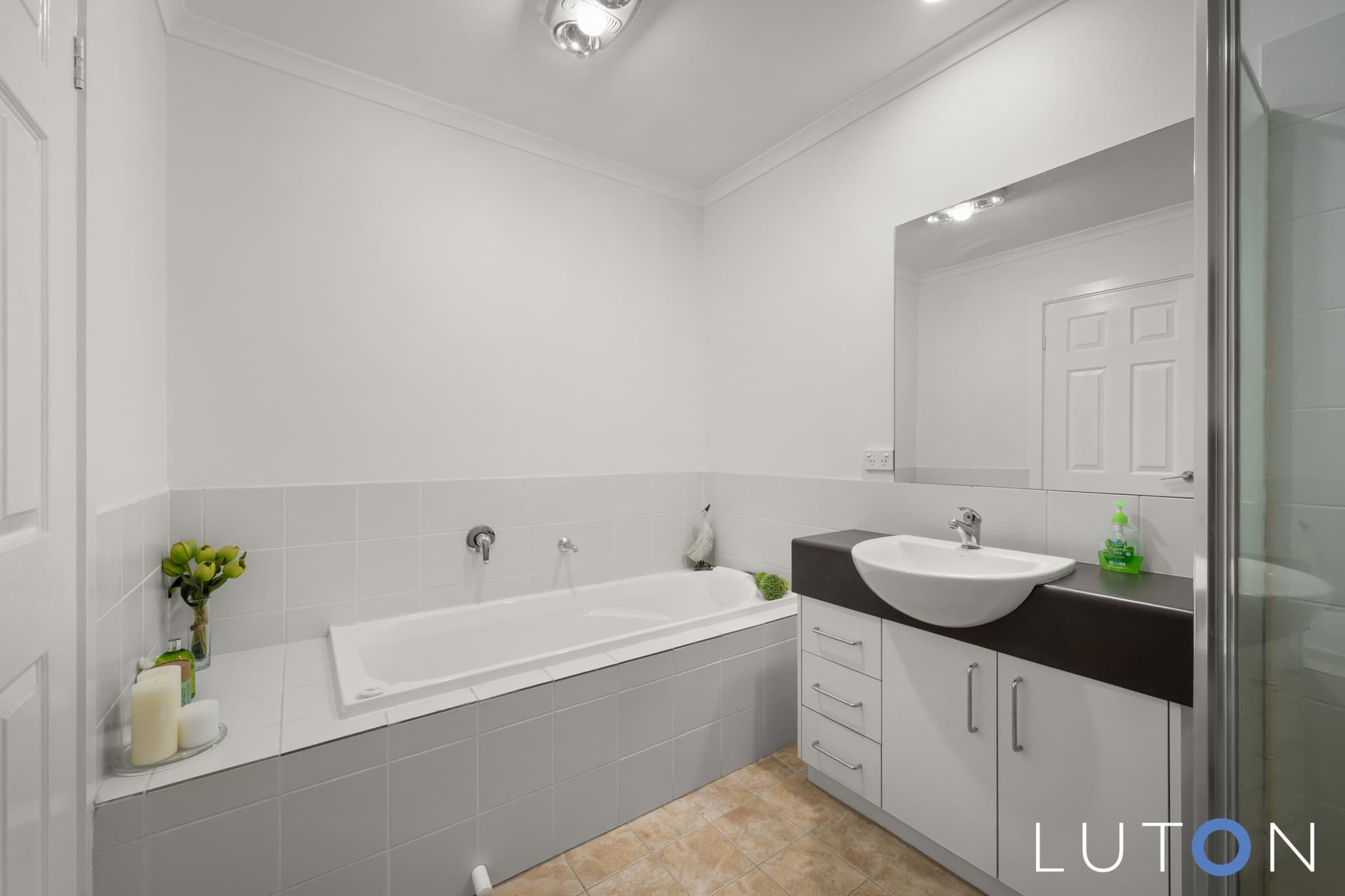82 Kelleway Avenue, Nicholls ACT 2913, Nicholls - Thumbnail 4