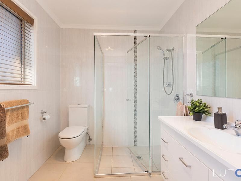 8 Bott Crescent, Casey ACT 2913, Casey - Thumbnail 4