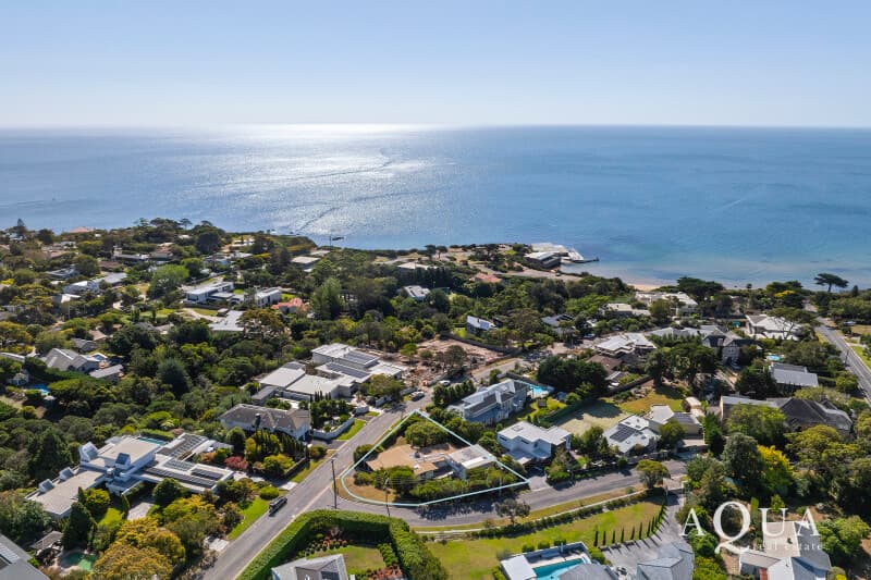 18 Glen Shian Crescent, Mount Eliza, Mount Eliza - Image 1