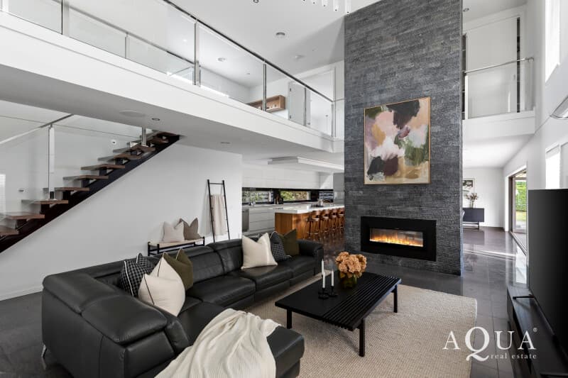 10 Koetong Parade, Mount Eliza, Mount Eliza - Thumbnail 2