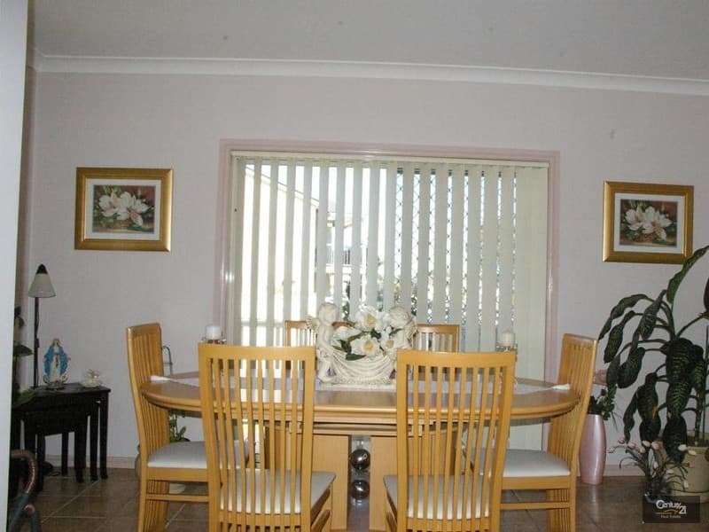 4 Badger Place, Green Valley, NSW, 2168, Green Valley - Thumbnail 4