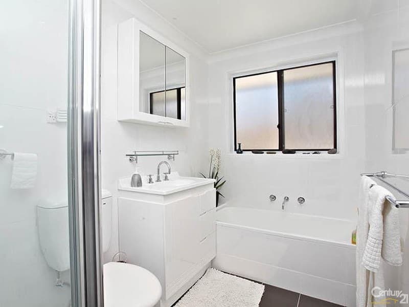 1 Urunga Place, Bossley Park, NSW, 2176, Bossley Park - Thumbnail 3