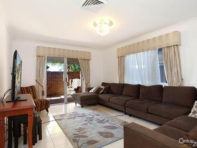 62 Tallowood Crescent, Bossley Park, NSW, 2176, Bossley Park - Thumbnail 4