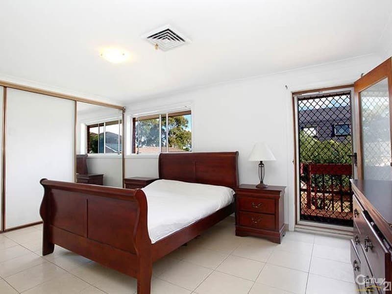 62 Tallowood Crescent, Bossley Park, NSW, 2176, Bossley Park - Thumbnail 5