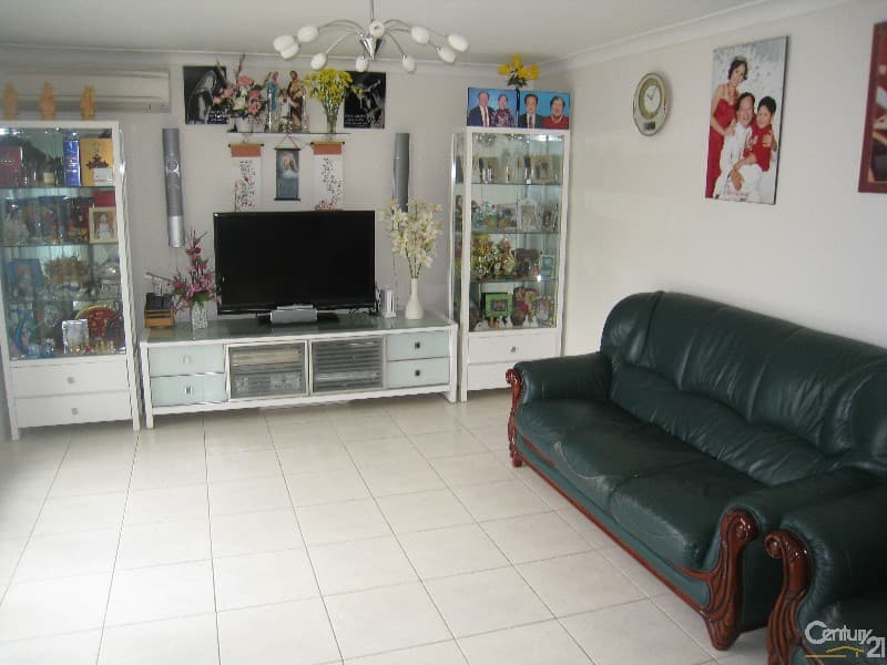 17 Bimbi Place, Bonnyrigg, NSW, 2177, Bonnyrigg - Thumbnail 3
