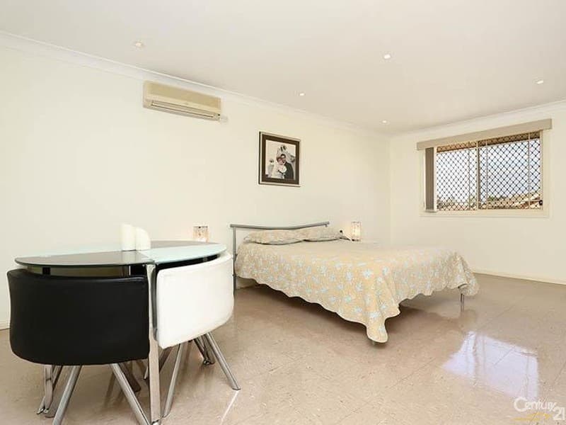 2B Solander Avenue, West Hoxton, NSW, 2171, West Hoxton - Thumbnail 5