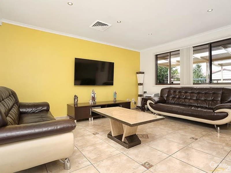 5/6 Tobruk Place, Bossley Park, NSW, 2176, Bossley Park - Thumbnail 2