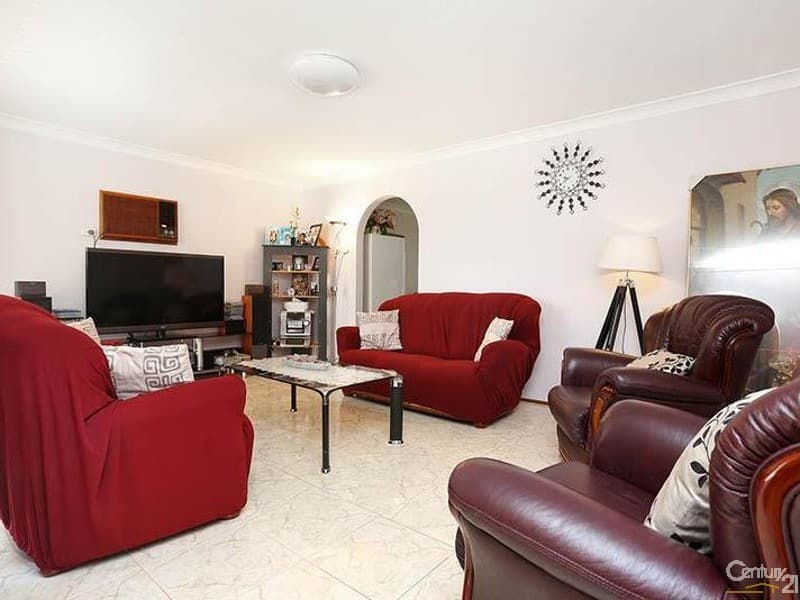 7 Leonello Place, Edensor Park, NSW, 2176, Edensor Park - Thumbnail 2
