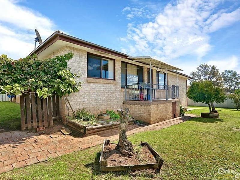 7 Leonello Place, Edensor Park, NSW, 2176, Edensor Park - Thumbnail 7