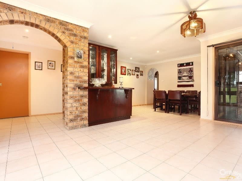 66 Tallowood Crescent, Bossley Park, NSW, 2176, Bossley Park - Thumbnail 4
