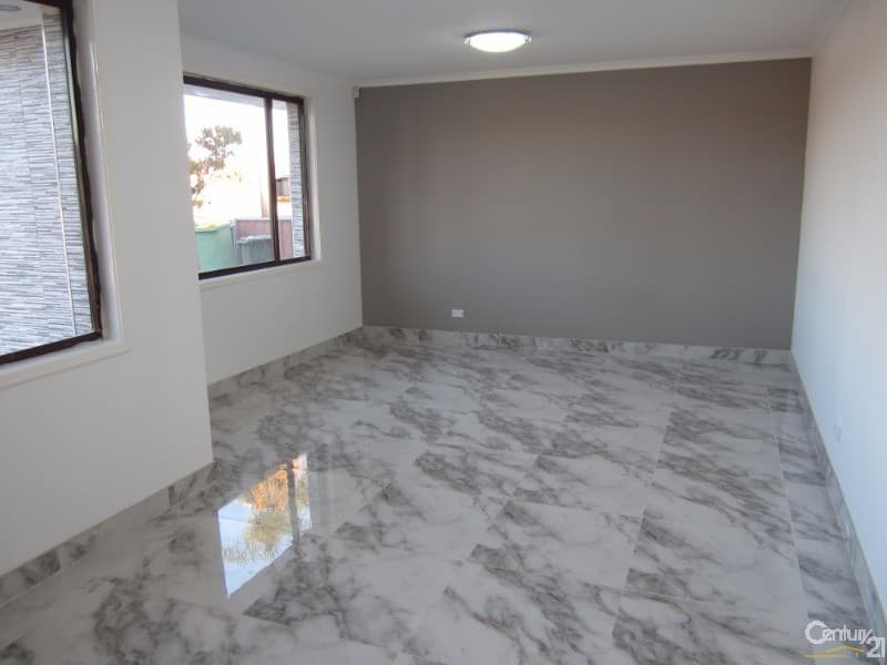 11 Allambie Road, Edensor Park, NSW, 2176, Edensor Park - Thumbnail 3