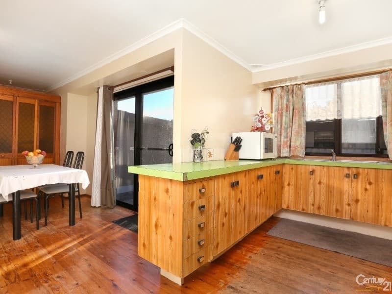 26 Apache Road, Bossley Park, NSW, 2176, Bossley Park - Thumbnail 4