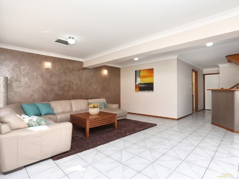 7 Mataro Close, Edensor Park, NSW, 2176, Edensor Park - Thumbnail 4