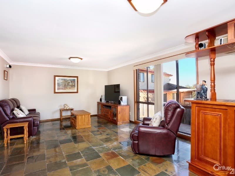 5 Cree Crescent, Greenfield Park, NSW, 2176, Greenfield Park - Thumbnail 4