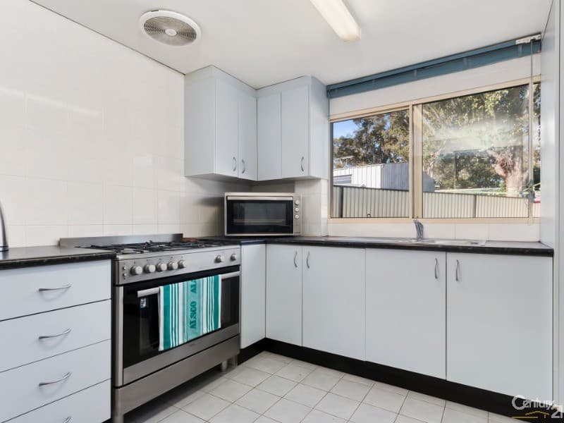 15 Vancouver Place, Fairfield West, NSW, 2165, Fairfield West - Thumbnail 3