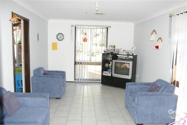 30 Falklands Avenue, Bossley Park, NSW, 2176, Bossley Park - Thumbnail 5