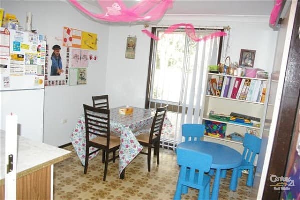 30 Falklands Avenue, Bossley Park, NSW, 2176, Bossley Park - Thumbnail 6