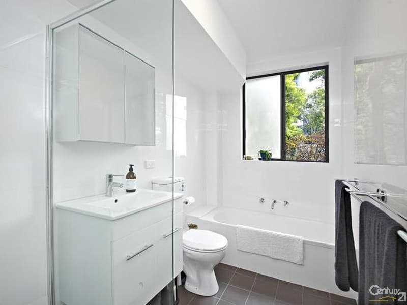 2/4 Darling Street, Kensington, NSW, 2033, Kensington - Thumbnail 3
