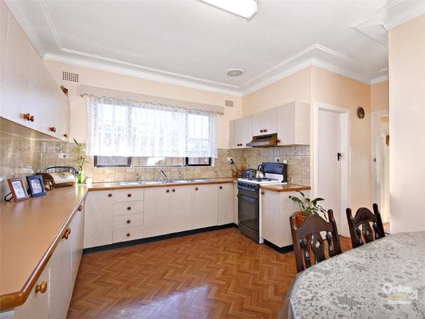 31 Robinson Street, Eastlakes, NSW, 2018, Eastlakes - Thumbnail 4