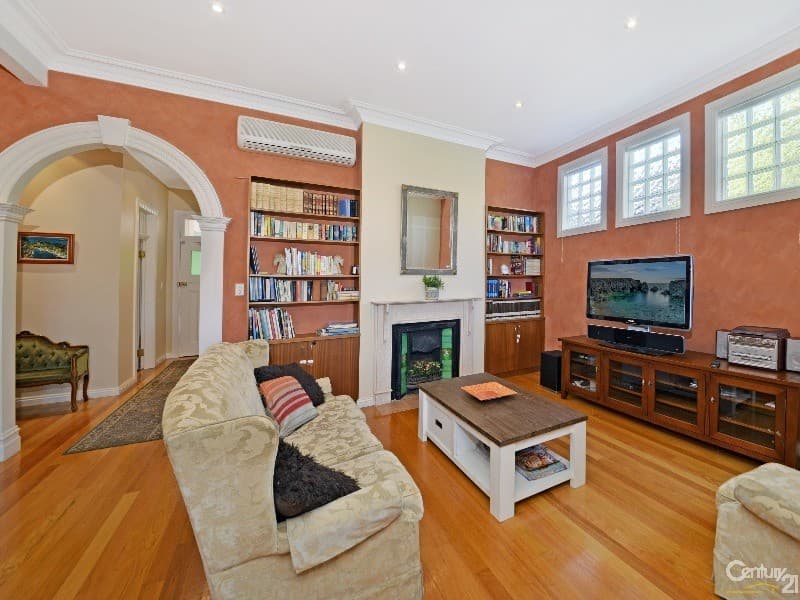 128 Hillcrest Avenue, Hurstville Grove, NSW, 2220, Hurstville Grove - Thumbnail 2