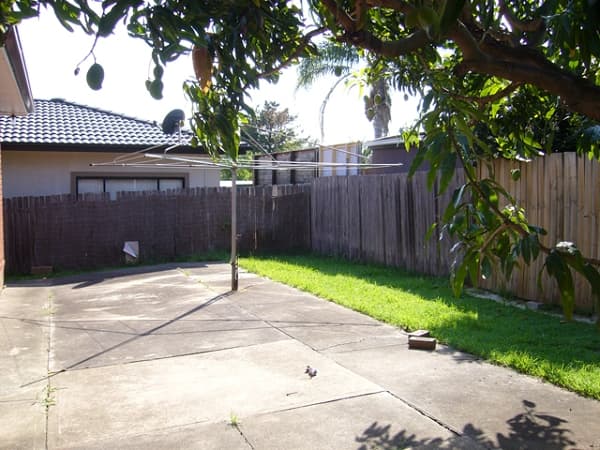 11 Nichols Ave, Beverly Hills, NSW, 2209, Beverly Hills - Thumbnail 4