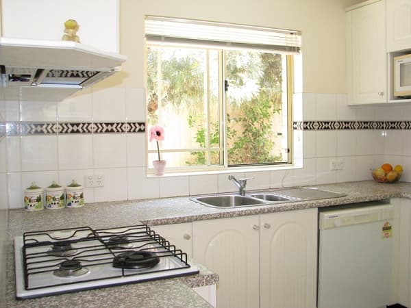 2/94 Woniora Rd, Hurstville, NSW, 2220, Hurstville - Thumbnail 3