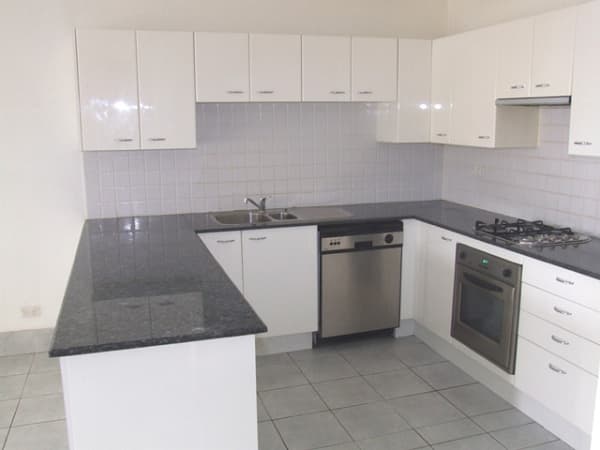 3/12-22 Dora St, Hurstville, NSW, 2220, Hurstville - Thumbnail 2
