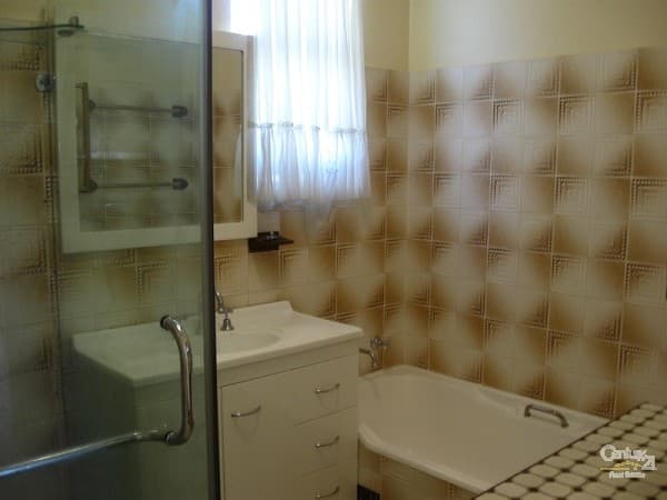 100 Glenfarne St, Bexley, NSW, 2207, Bexley - Thumbnail 4
