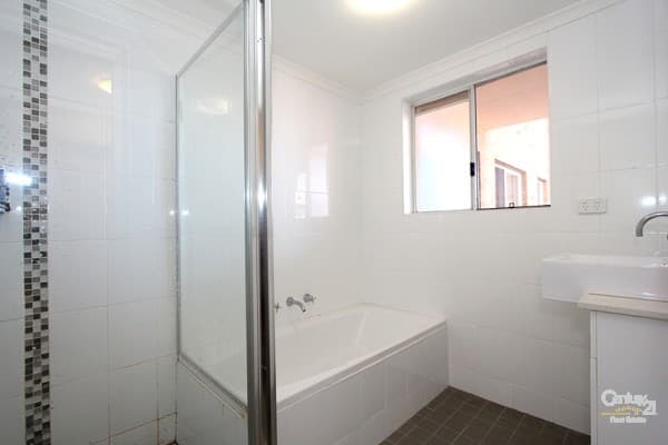 3/21 Gloucester Road, Hurstville, NSW, 2220, Hurstville - Thumbnail 3
