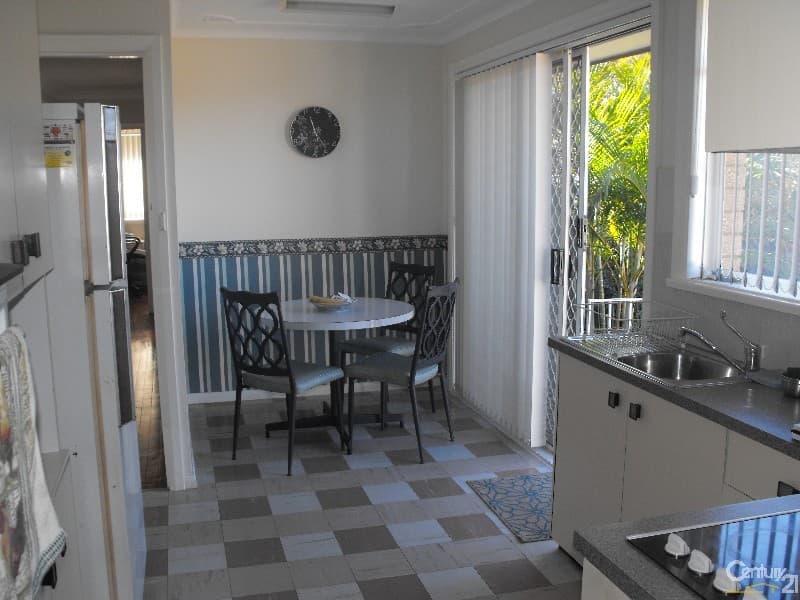 3/8-10 Revesby Place, Revesby, NSW, 2212, Georges Hall - Thumbnail 2