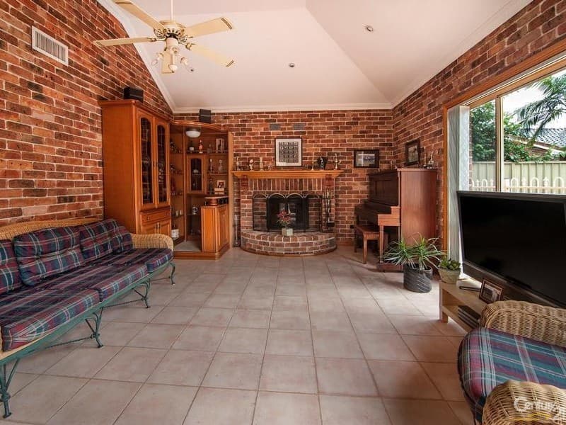 27 Yvonne Crescent, Bass Hill, NSW, 2197, Bass Hill - Thumbnail 5