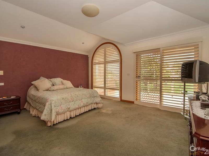 27 Yvonne Crescent, Bass Hill, NSW, 2197, Bass Hill - Thumbnail 6