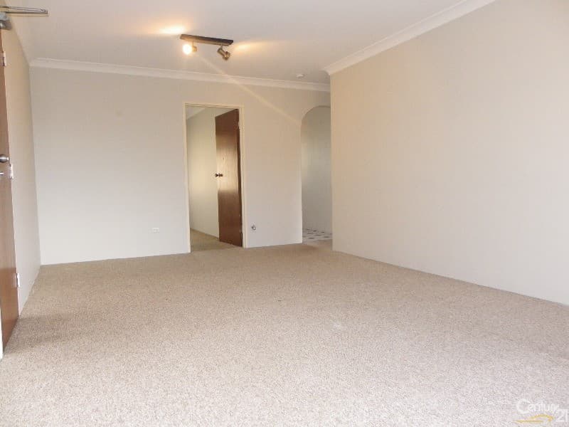 24/8 Hixson Street, Bankstown, NSW, 2200, Bankstown - Thumbnail 2
