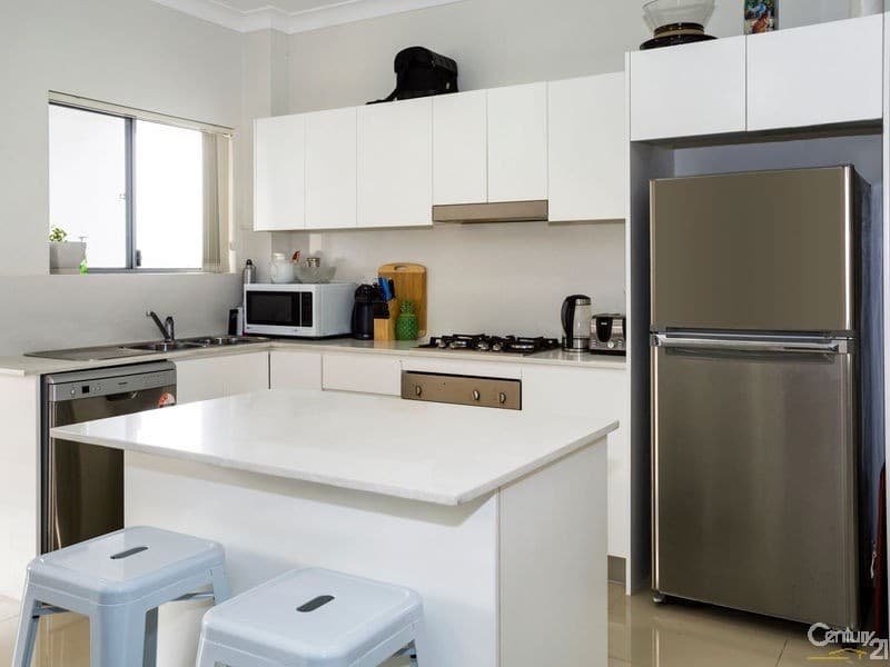 19/4 Macarthur Avenue, Revesby, NSW, 2212, Revesby - Thumbnail 2