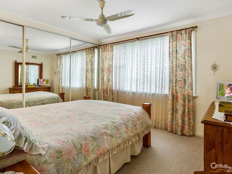 52 Gowlland Parade, Panania, NSW, 2213, Panania - Thumbnail 6