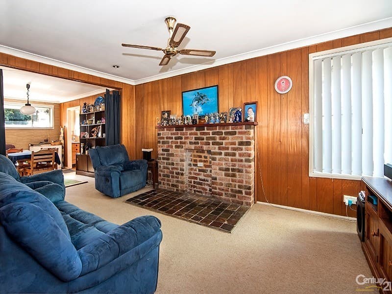 1 Jacaranda Drive, Georges Hall, NSW, 2198, Georges Hall - Thumbnail 2