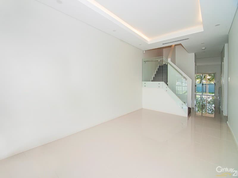 3/8-10 Revesby Place, Revesby, NSW, 2212, Kelso - Thumbnail 2