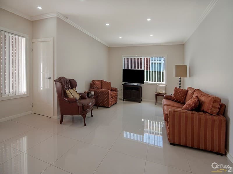 3/8-10 Revesby Place, Revesby, NSW, 2212, East Hills - Thumbnail 2