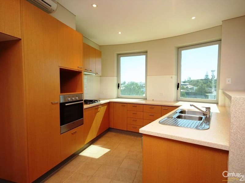 22/11 Casuarina Drive, Bunbury, WA, 6230, Bunbury - Thumbnail 2